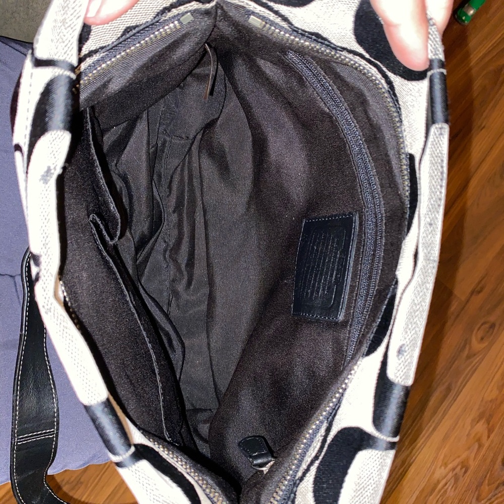 Authentic Coach Purse - Picture 4 of 4